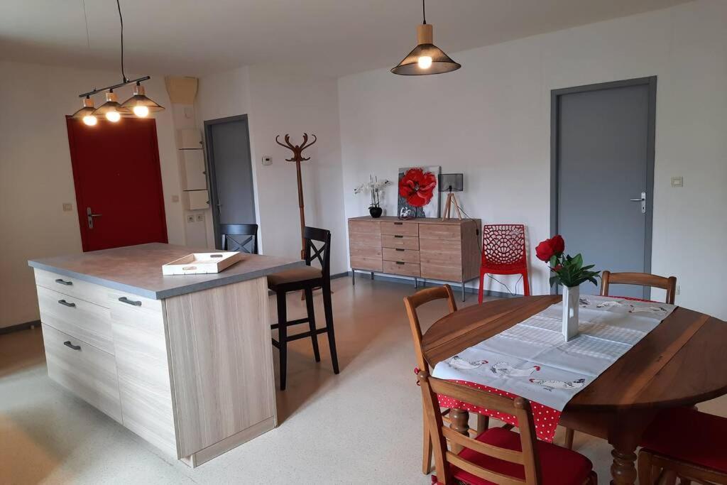 Saint Fortunat Sur Eyrieux : Gite 4 A 6 Personnes מראה חיצוני תמונה